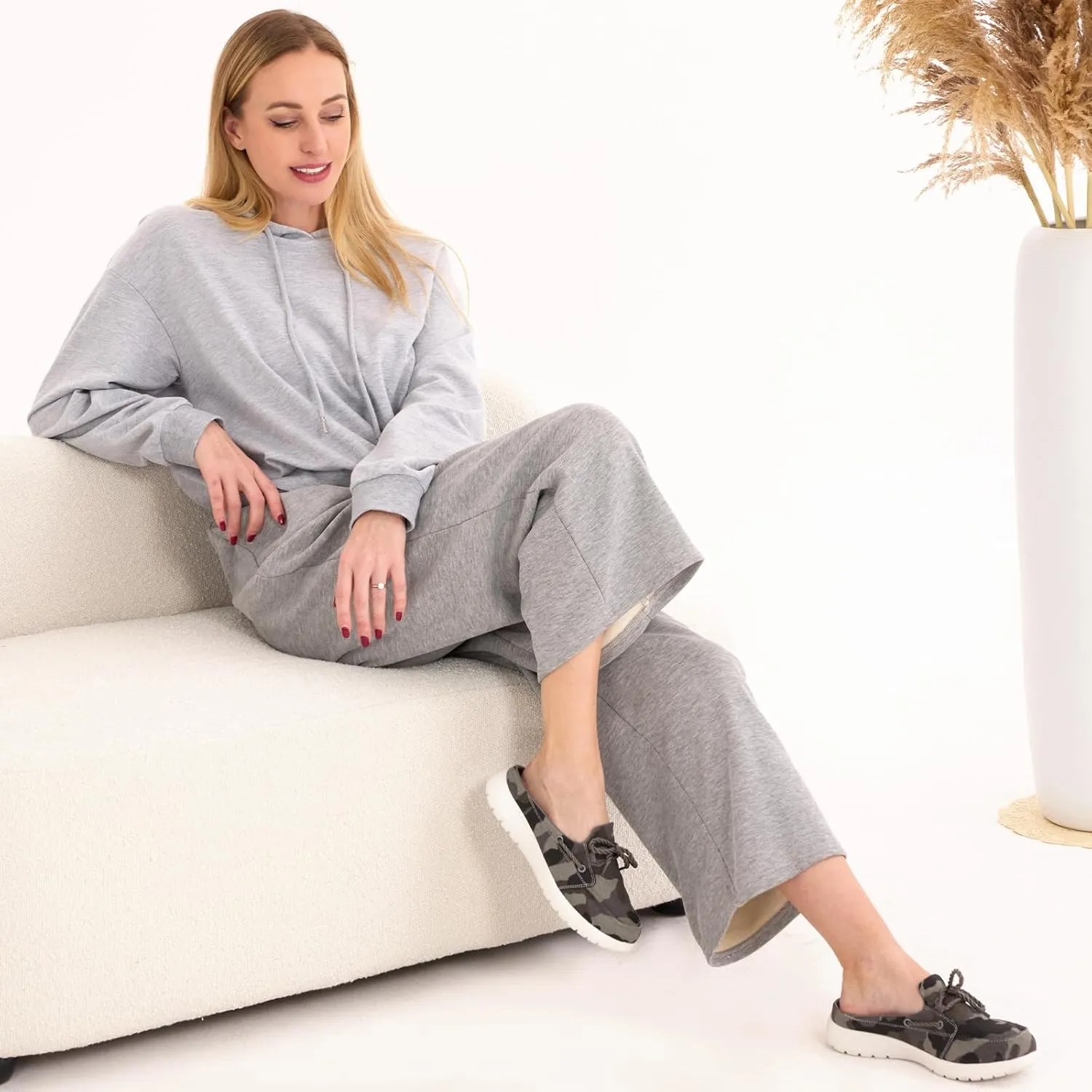 Buyrew Mules for Women Slip on Shoes Comfortable Knit Canvas Walking Flats with Arch Support Breathable Clogs House Slippers