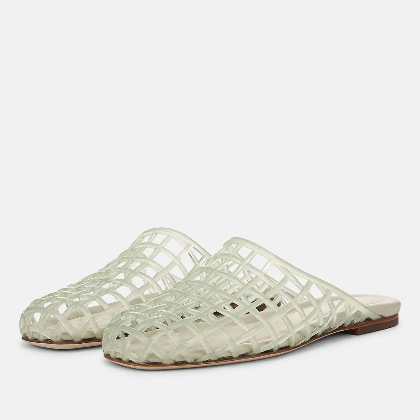 Clear Jelly Flats for Women Closed Toe Mesh Hollow Jellies Mule Sandals Slip On Jelly Slides Casual Comforatable Summer Beach Slipper Sandals