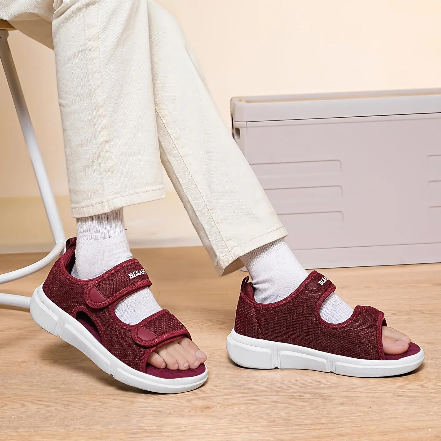 Diabetic Sandals for Women Wide Toe Swollen Feet Adjustable for Foot Pain Relief Open Toe Casual Athletic Sandals for Outdoor Beach Travel Summer