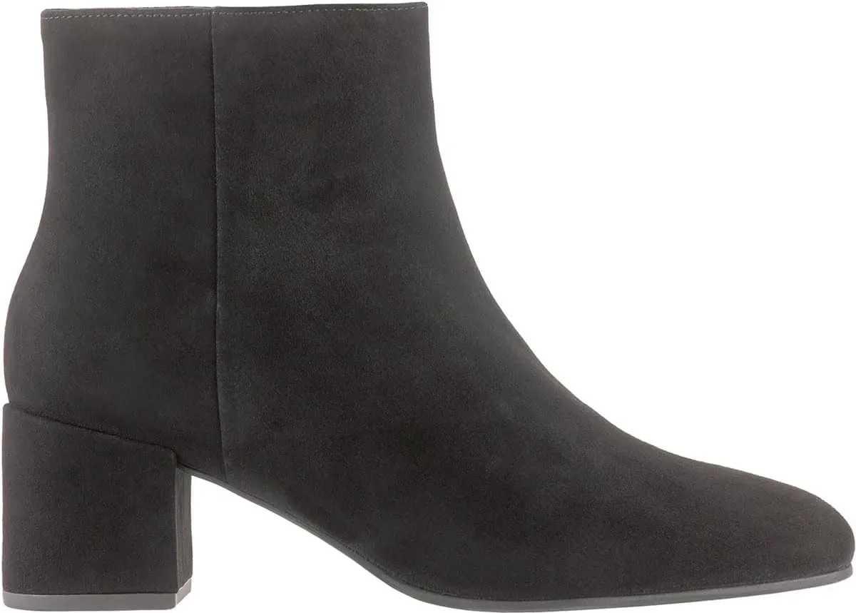 HÖGL Women's Classic Fashion Boot, Black, 6.5