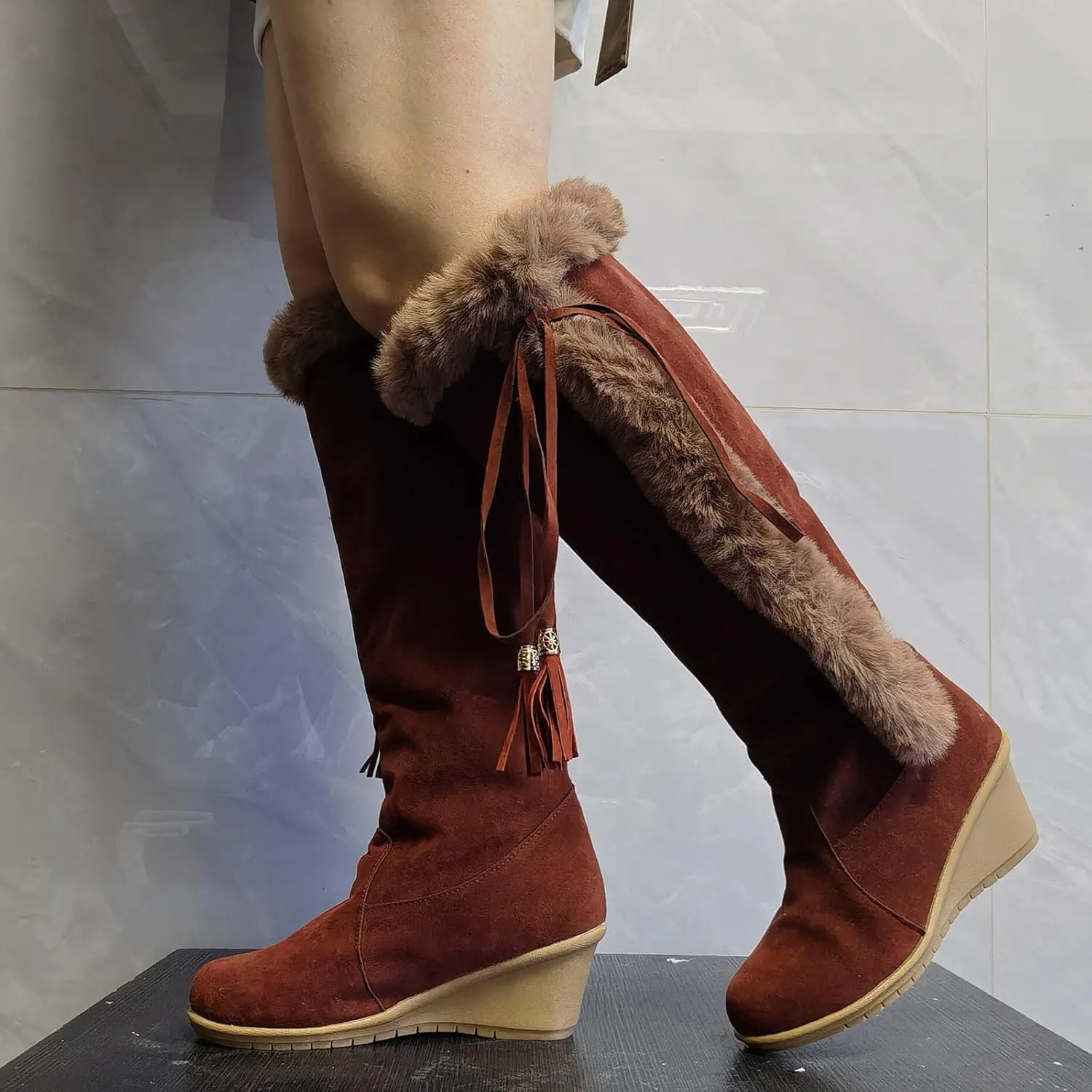 hlysgo Women's Winter Warm Outdoor Long Boots High Heels Fashion Wedge Bootie Faux Fur Comfortable Knee High Fuzzy Boot