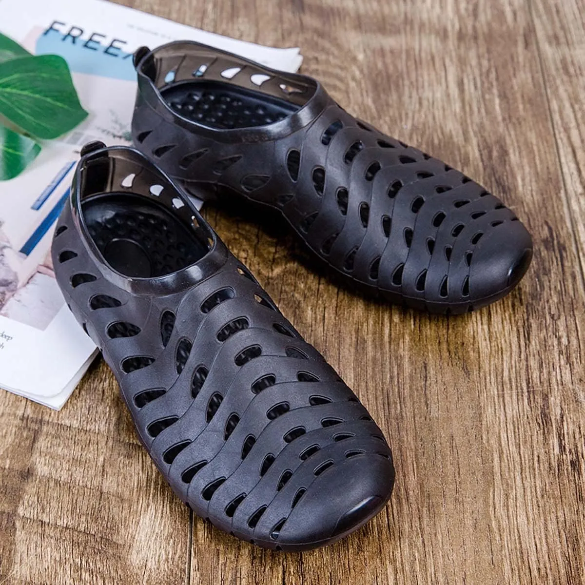 HYDLONGR Men's Women's Lightweight Breathable Non-Slip Garden Sandals Quick-Drying Hole Water Shoes Beach Kayaking Shoes