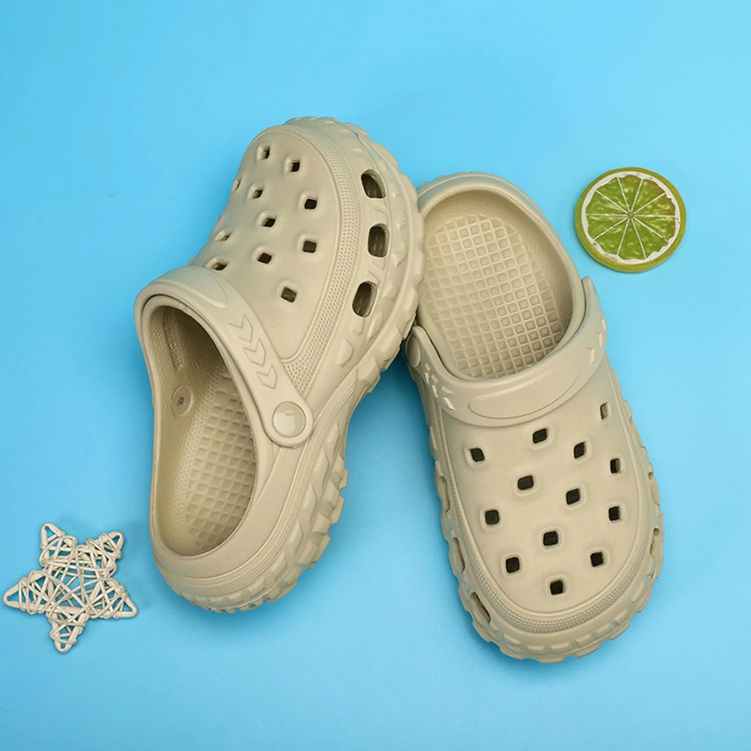ihinzry Kids Cute Clogs Toddler Gardener Shoes Summer Mules Clog Slip on tyre Sandals Outdoor Slippers