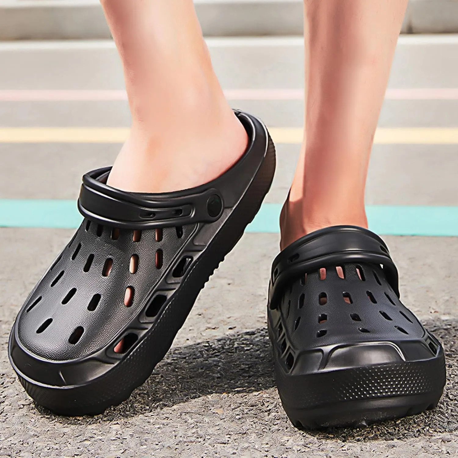ihinzry Men's Garden Clogs Classic Mules Clog Slip On Water Shoes for Men Summer Beach Pool Sandals for Outdoor