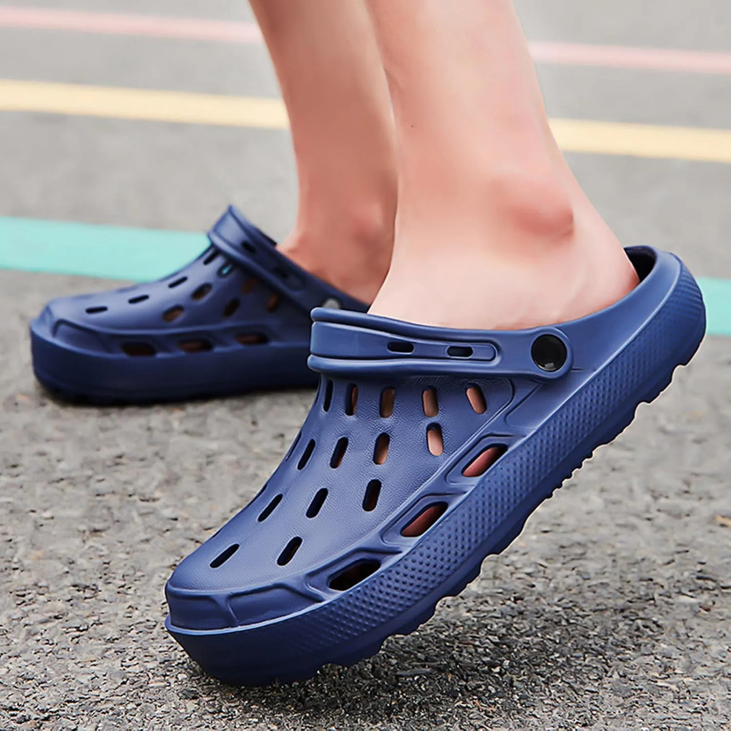 ihinzry Men's Garden Clogs Classic Mules Clog Slip On Water Shoes for Men Summer Beach Pool Sandals for Outdoor