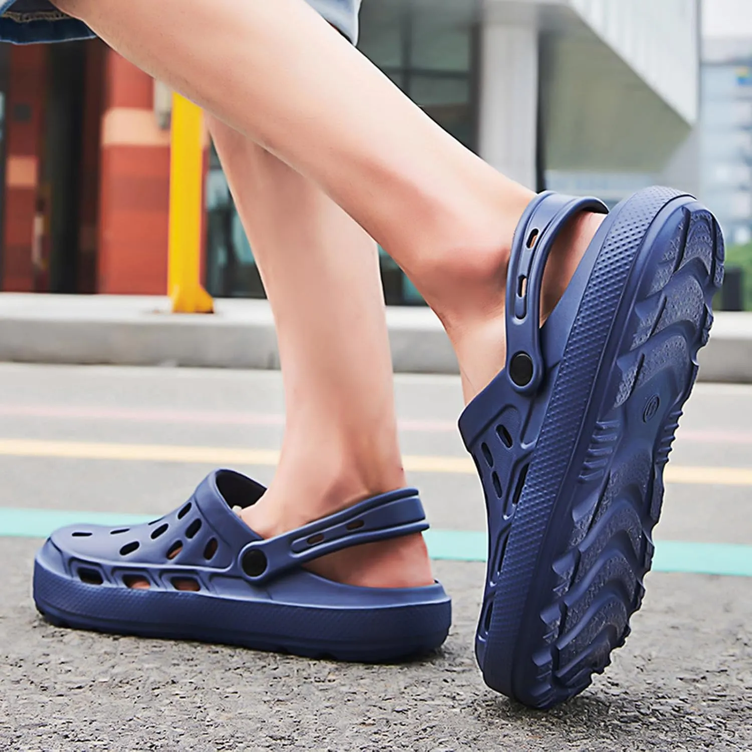 ihinzry Men's Garden Clogs Classic Mules Clog Slip On Water Shoes for Men Summer Beach Pool Sandals for Outdoor