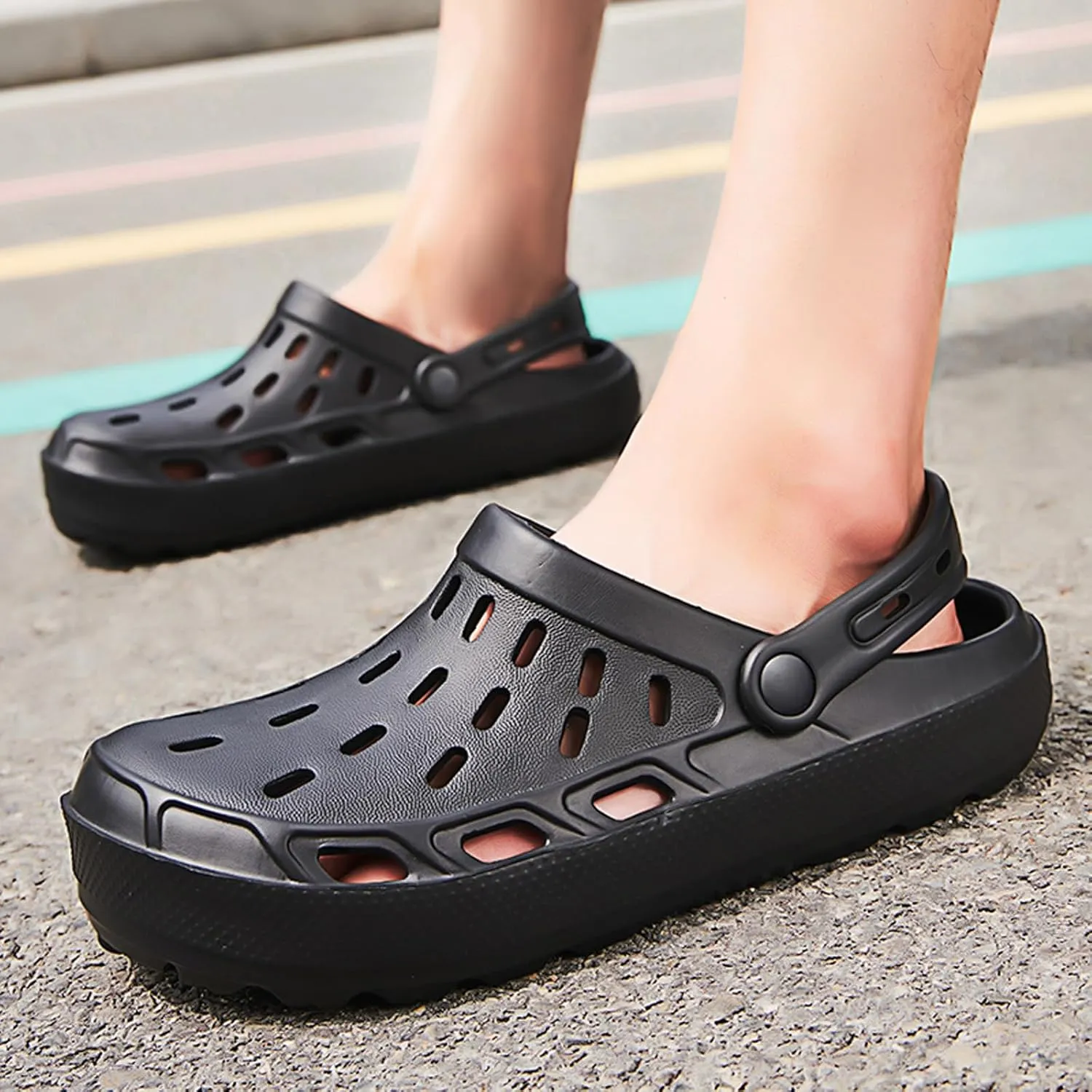 ihinzry Men's Garden Clogs Classic Mules Clog Slip On Water Shoes for Men Summer Beach Pool Sandals for Outdoor