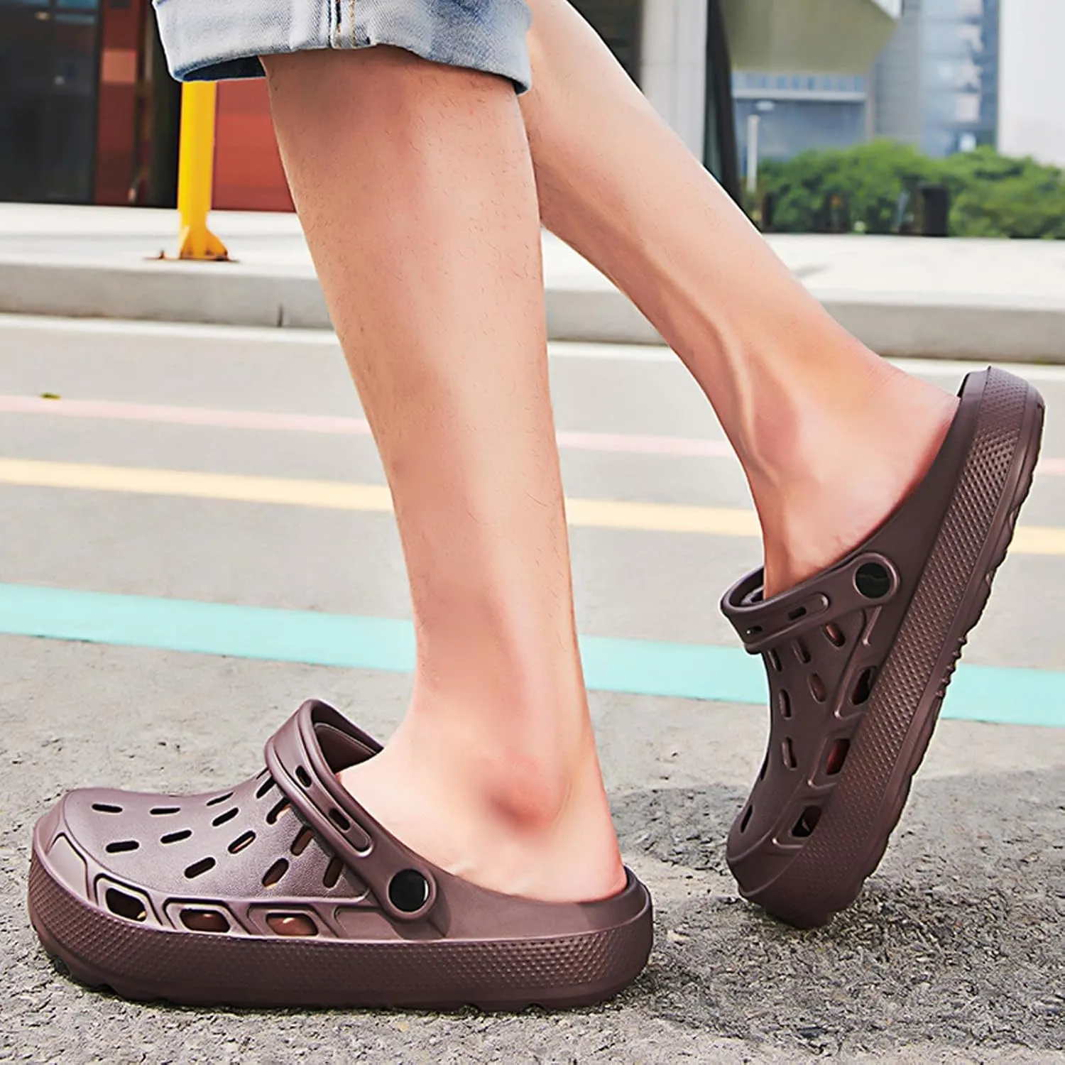 ihinzry Men's Garden Clogs Classic Mules Clog Slip On Water Shoes for Men Summer Beach Pool Sandals for Outdoor