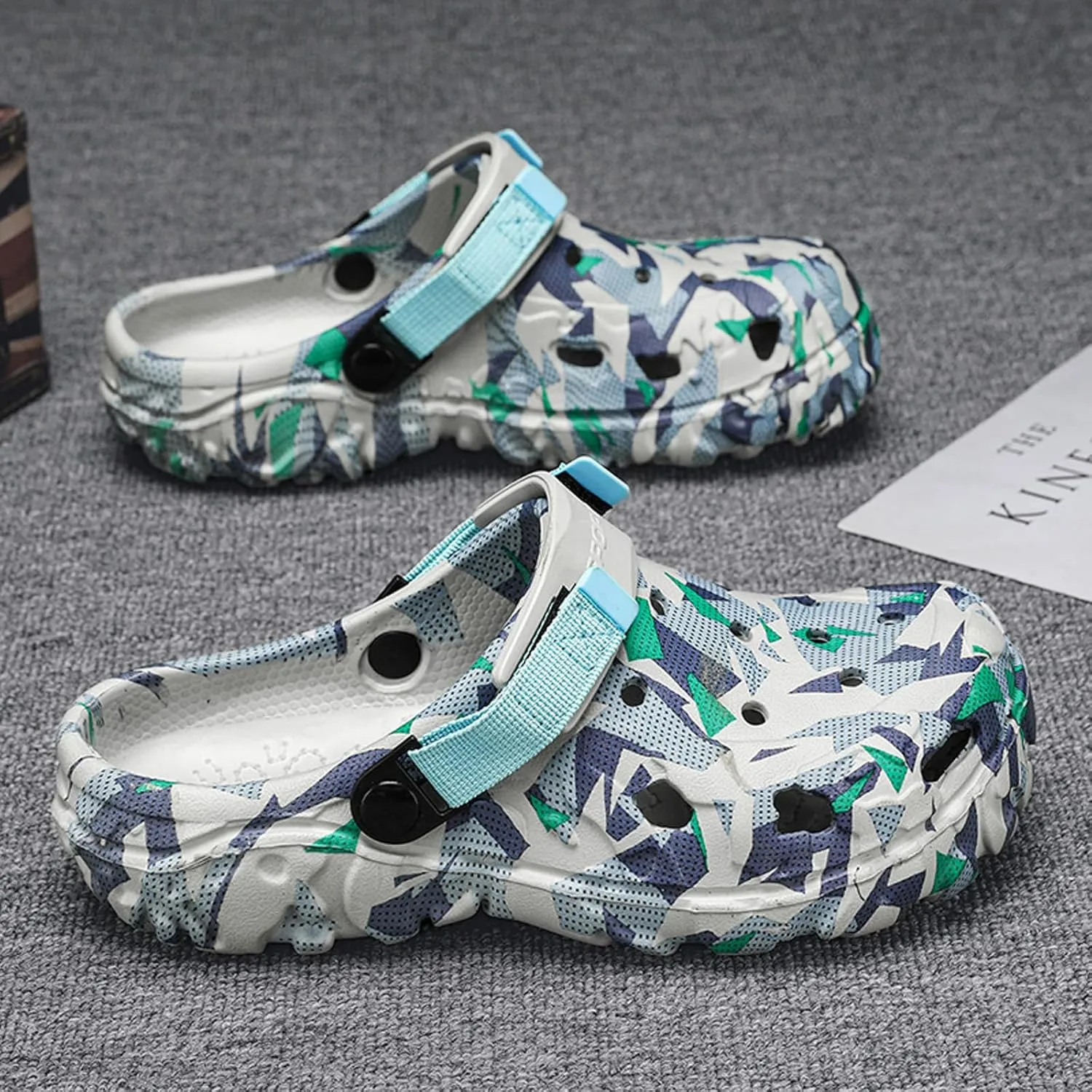 ihinzry Men's Garden Clogs Graphic Mules Clog Slip On Beach Sandals for Men Outdoor Slippers with Adjustable Strap