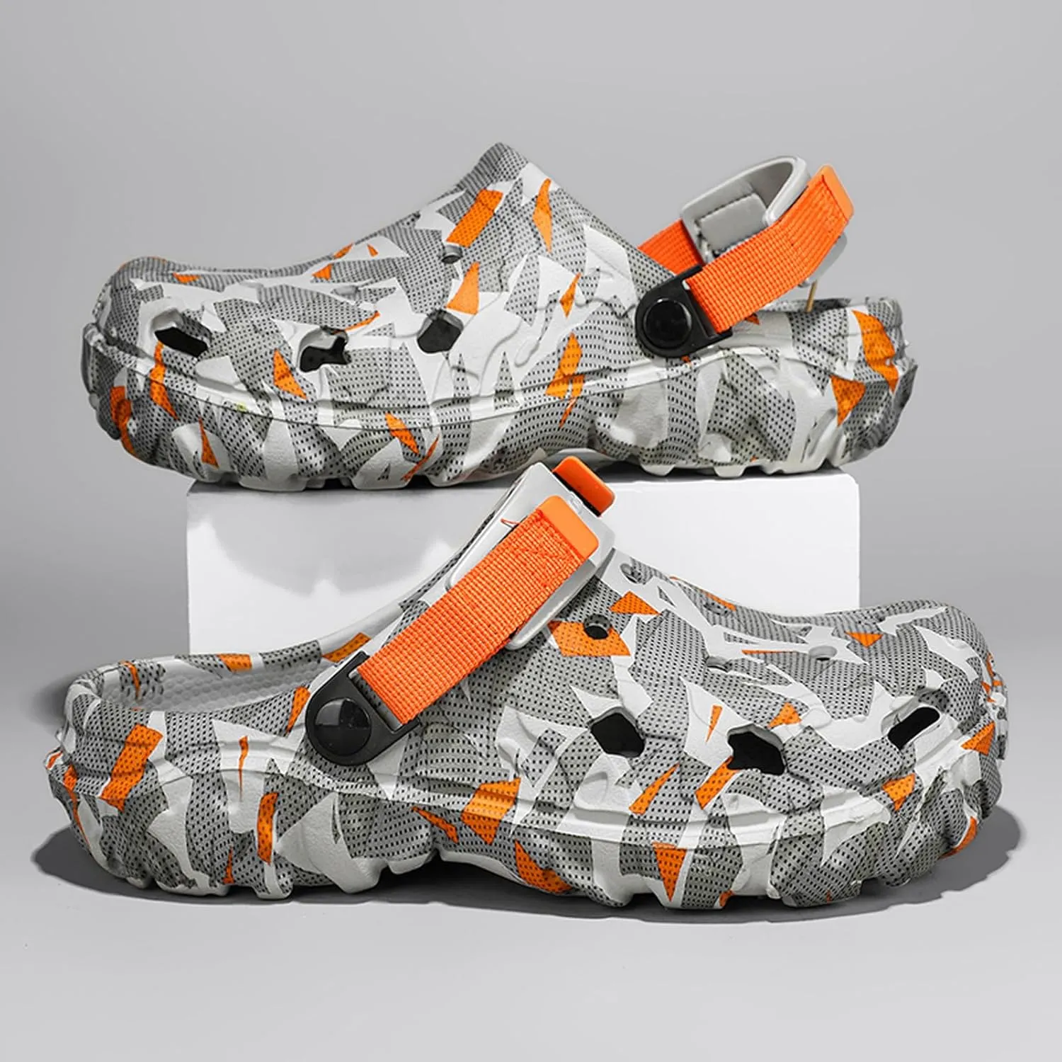 ihinzry Men's Garden Clogs Graphic Mules Clog Slip On Beach Sandals for Men Outdoor Slippers with Adjustable Strap