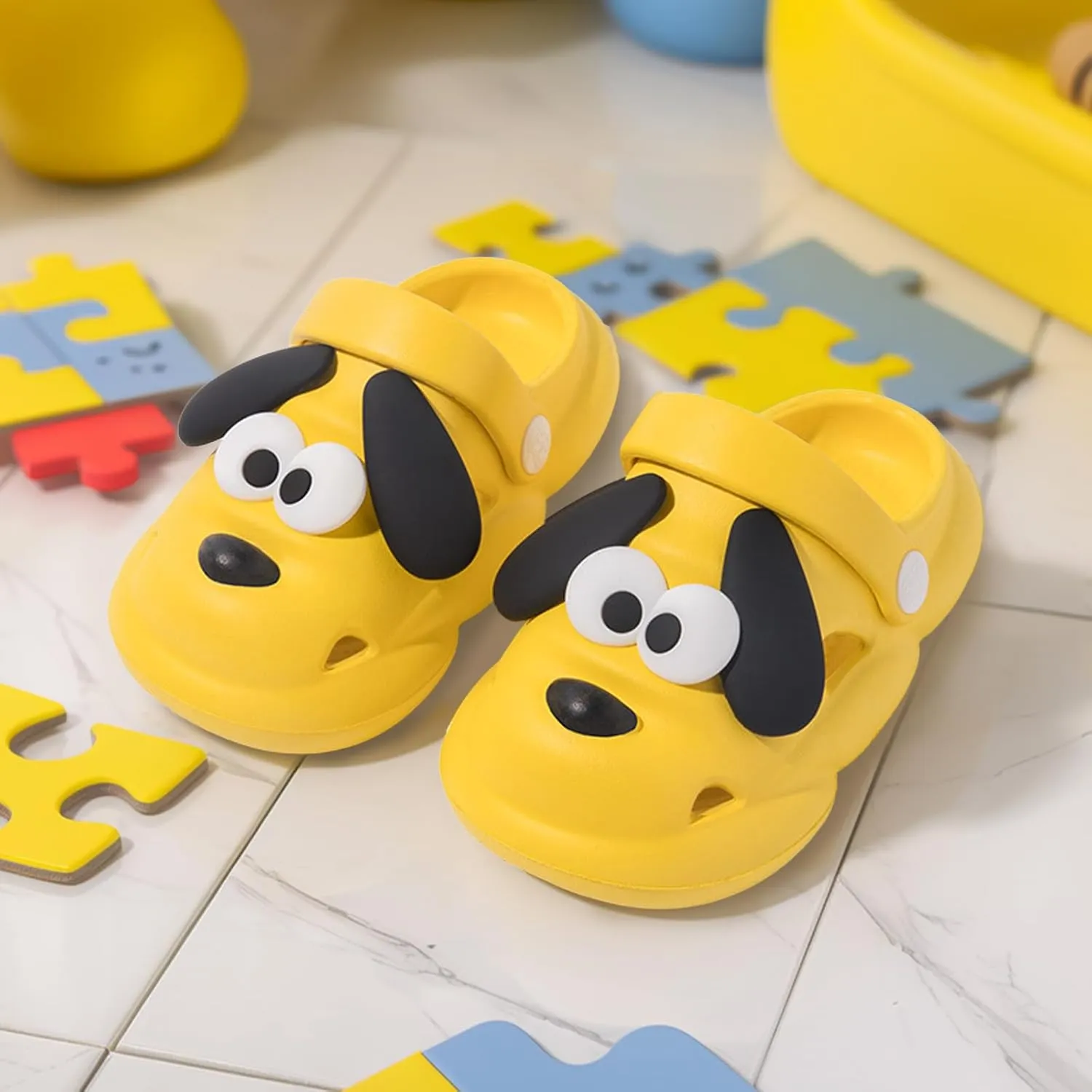 ISINSER Toddler Clogs for Boy Girls Garden Glogs Sandles Cute Summer Water Slip On Clogs Indoor Outdoor Children Beach Pool Shoes