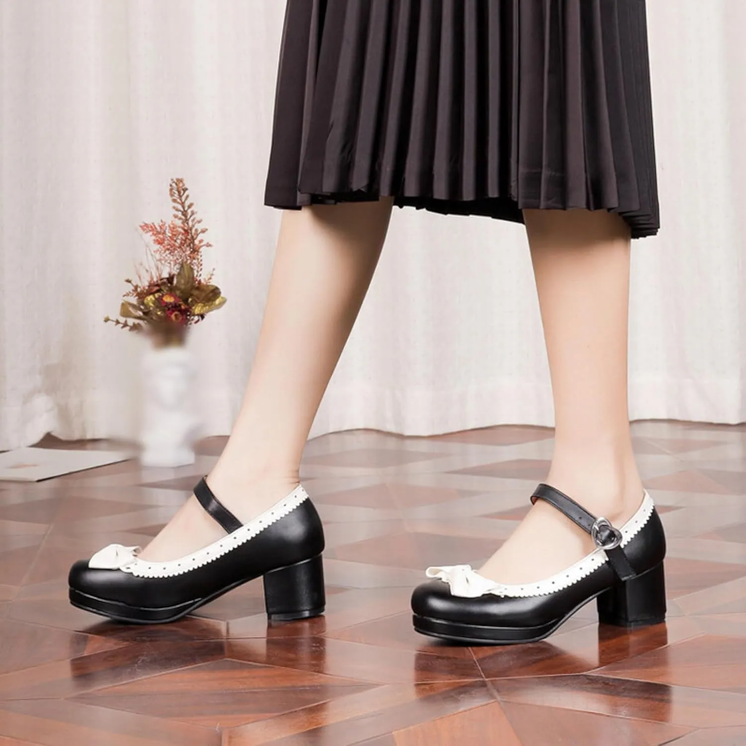 Ladies Retro Single Shoes Chunky Heel Mary Jane Shoes Bowknot College Style Large Size Square Wide Width Womens Sandals