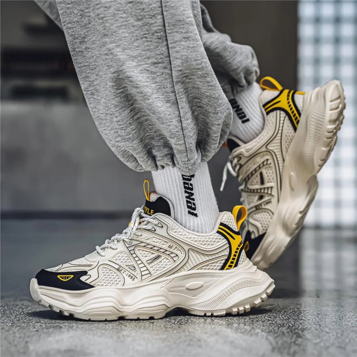 Men's Fashion Breathable Chunky Platform Lace-Up Sneakers Retro Non Slip Workout Sport Dad Shoes for Tennis Walking Driving Daily