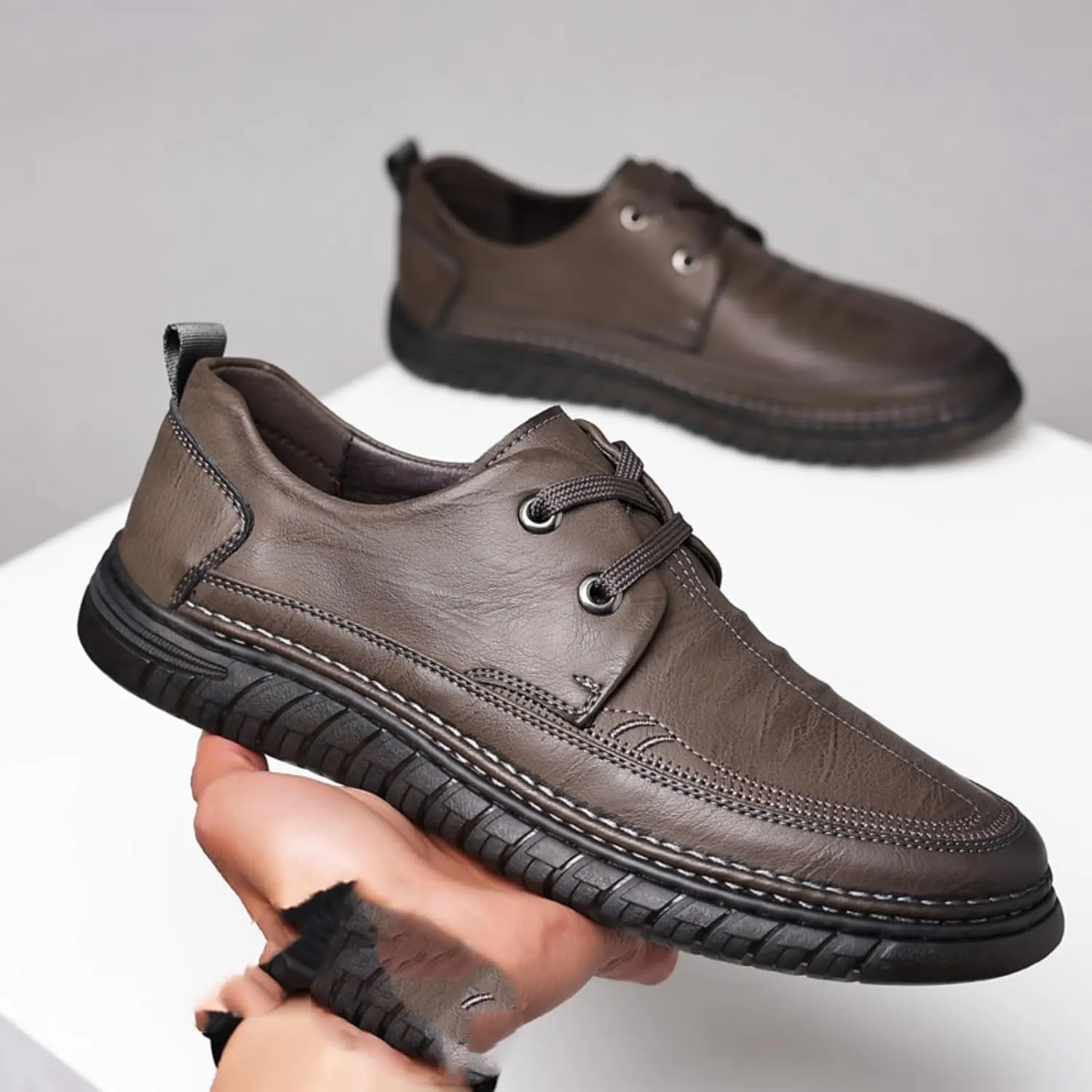 Mens Handmade Leather Lace Up Flats Oxford Shoes Casual Lightweight Low Top Non-Slip Round Toe Walking Driving Loafers Shoes