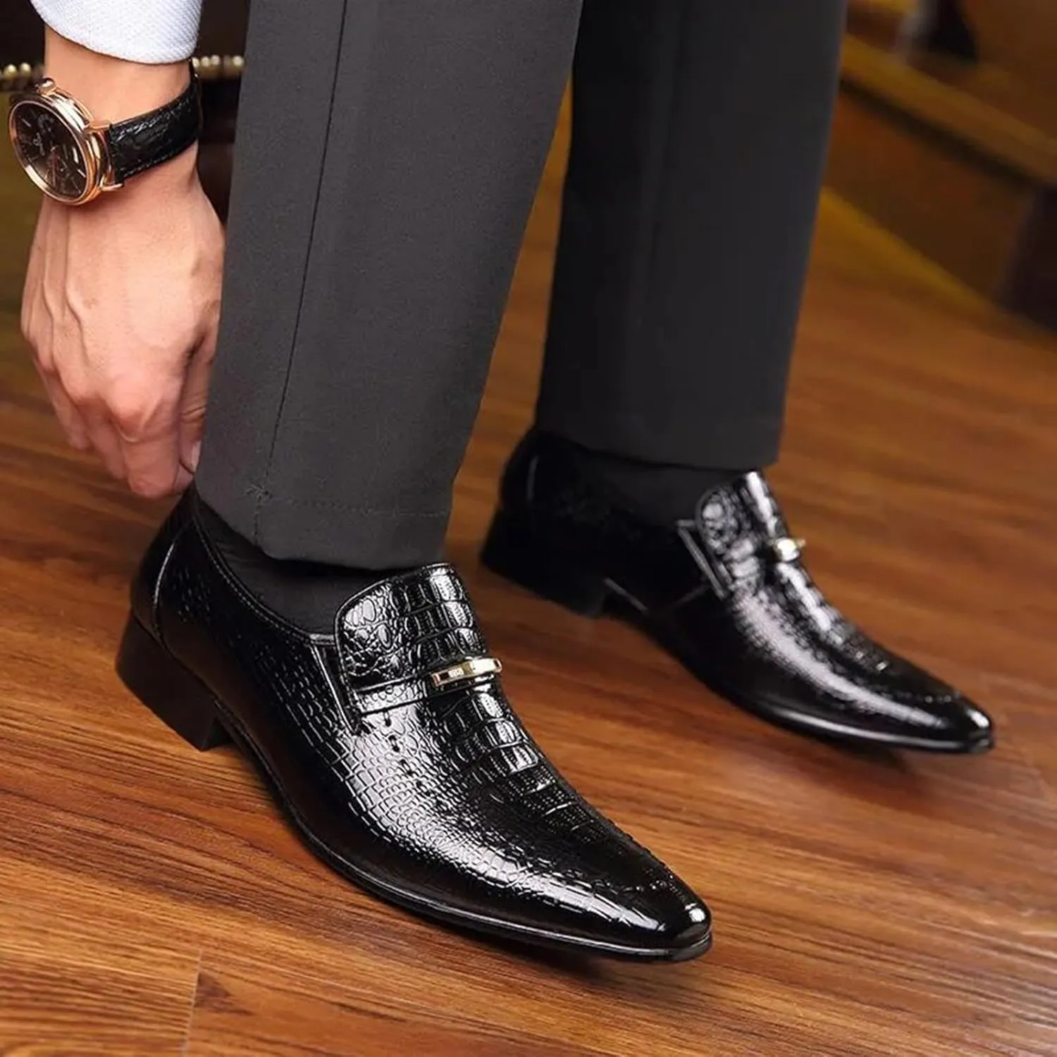 Men's Pattern Leather Loafers Fashion Classic Pointed Toe Slip On Low Top Casual Formal Shoes Business Dress Oxford Shoes