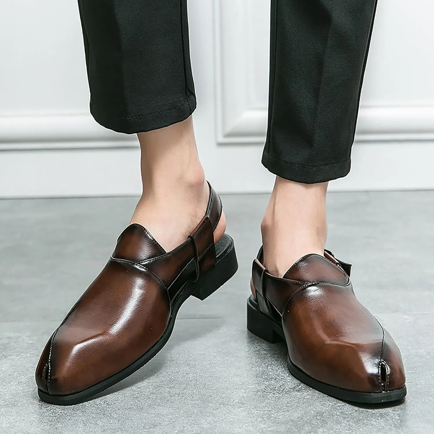 Men's Splice Leather Closed Toe Sandals with Adjust Buckle Strap Anti-Slip Breathable Pointed Toe Block Heel Slides Sandals for Business Walking Driving Office Dress Shoes