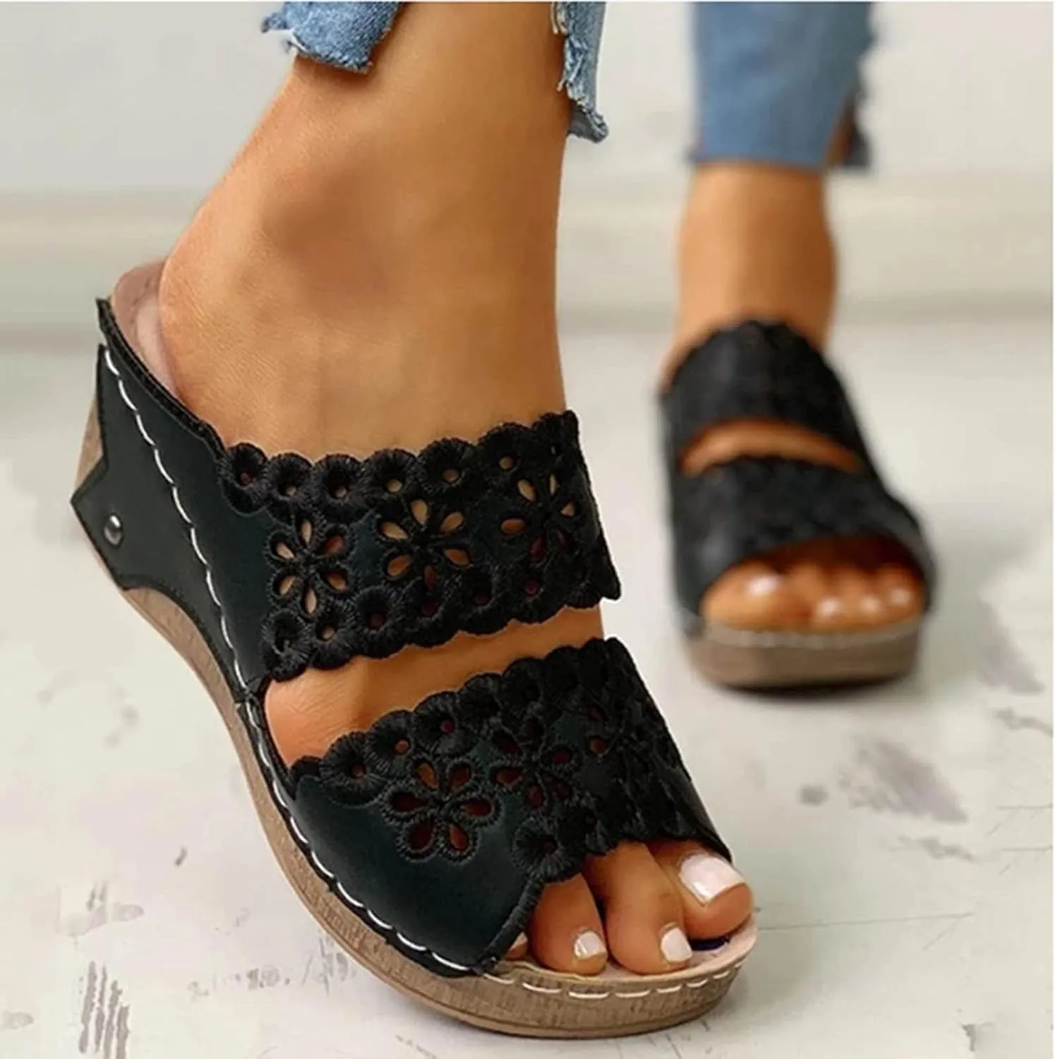 oiangi Women's Sandals Open Toe Hollow Out Wedge Sandals Casual Summer Slip-On Slippers Platform Sandals for Women
