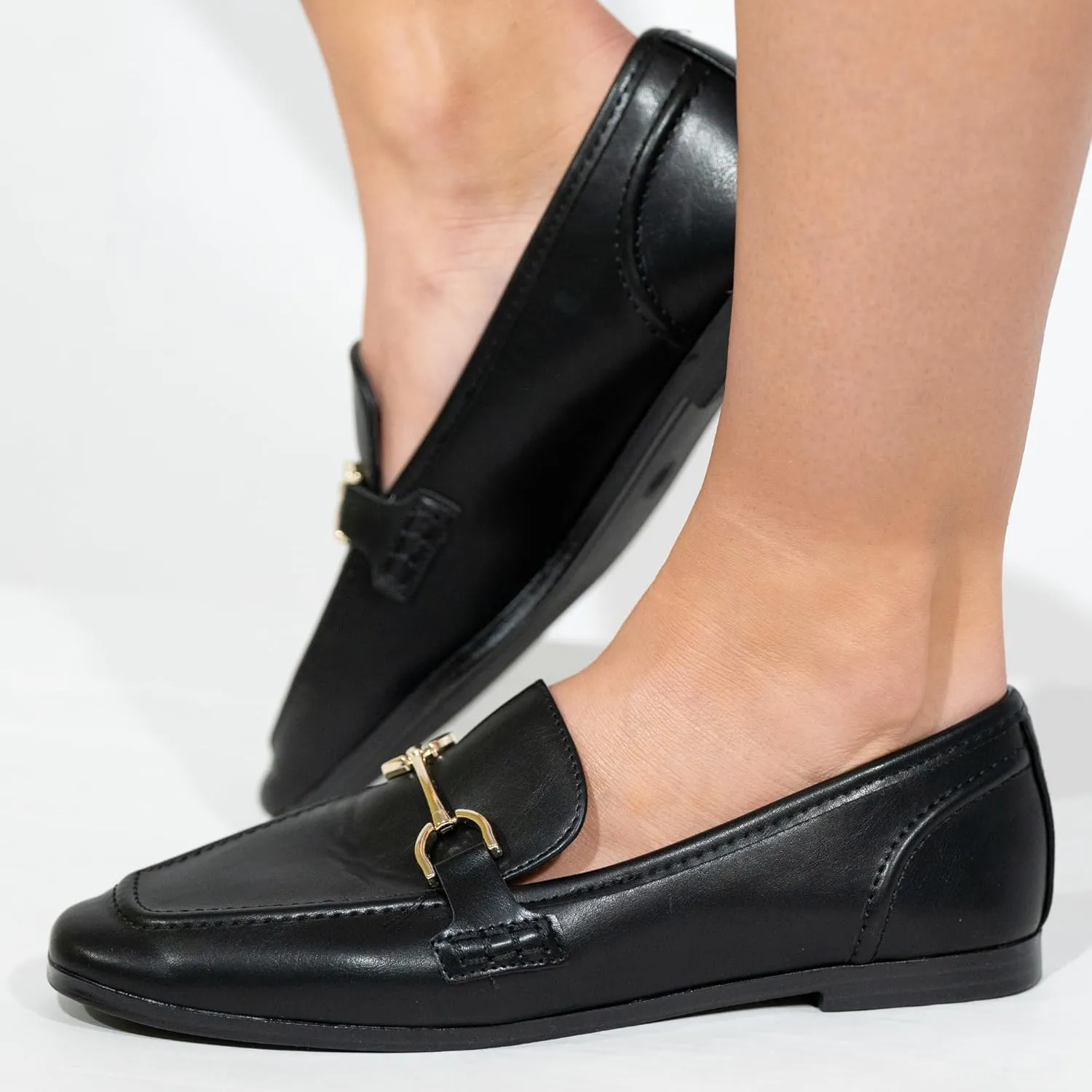 OS1st Unisex Lower Cut Nekkid Comfort Non-Slip Socks for invisible wear with loafers, ballet flats, and boat or deck shoes.