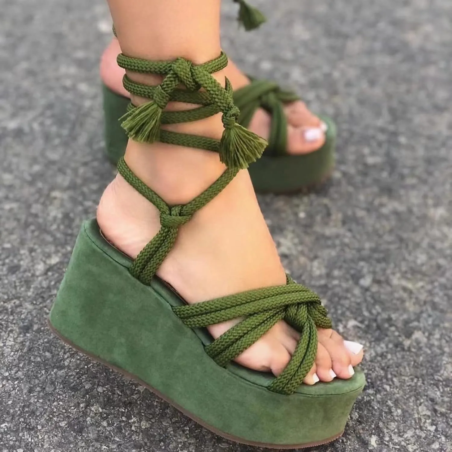 Platform Sandals Women Summer Fashion Cross Straps Lace up Round Toe Open Toe Chunky High Heel Sandals Dressy Casual Comfy Outdoor Ladies Shoes