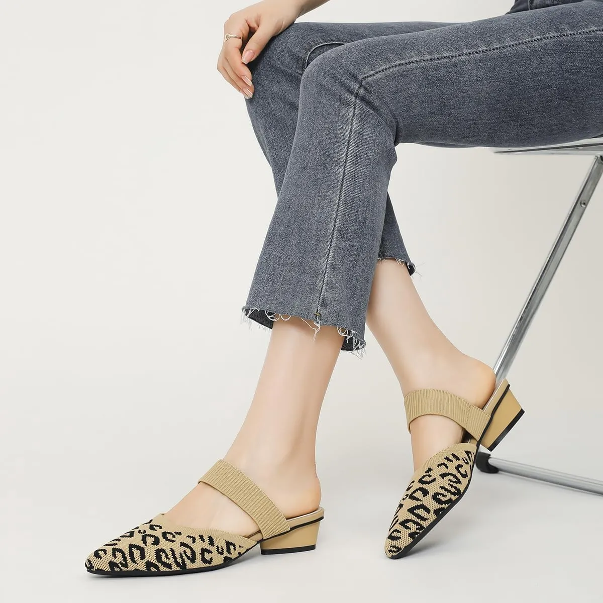 Semwiss Pointed Toe Mules for Women Chunky Low Heeled Sandals Breathable Backless Mesh Knit Slip on Loafers