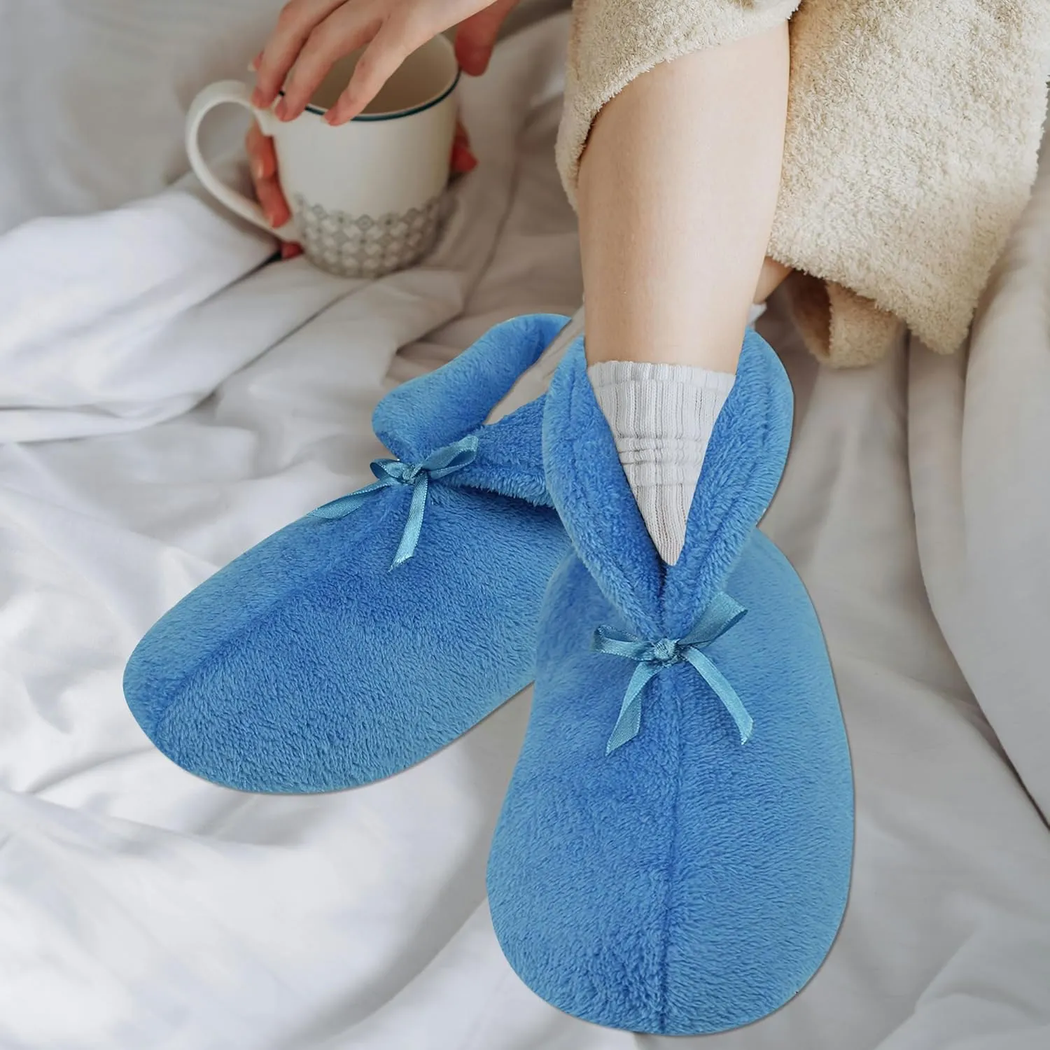 Slipper Boots for Women Non-Slip Warm Plush Lining House Shoes Coral Velvet Indoor Winter Bootie Slippers