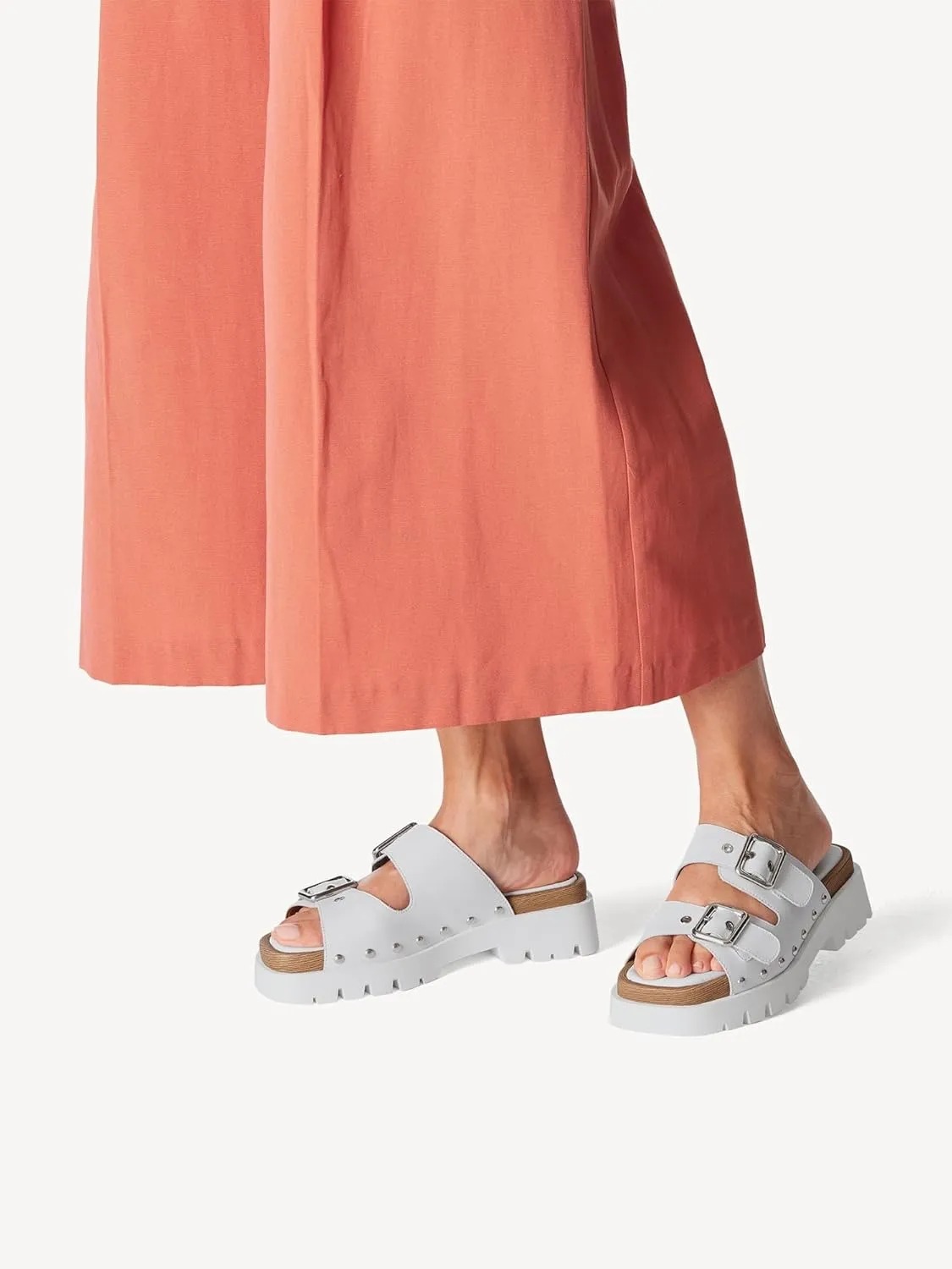 Tamaris Women's Wedge Mules