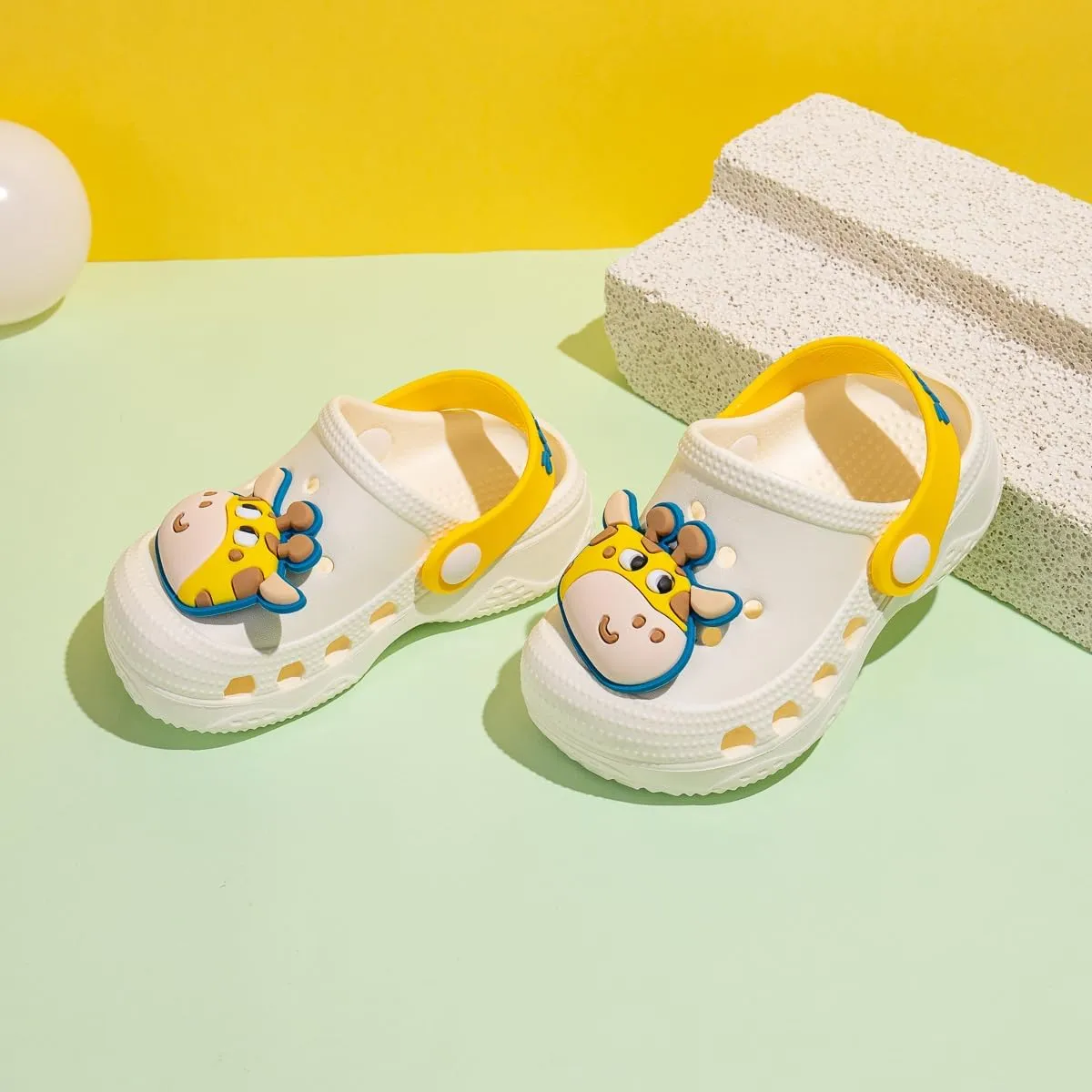 Toddler Kids Boys Girls Cute Garden Water Clogs Slip On Sandals Slides Lightweight Slipper Outdoor Summer Swimming Pool Infant Children Beach Pool Shoes