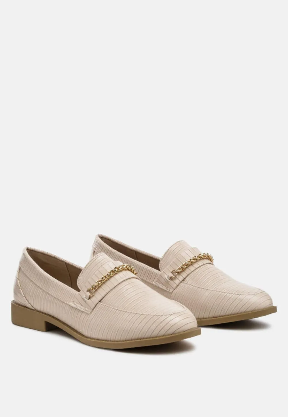 Vouse Low Block Loafers Adorned with Golden Chain