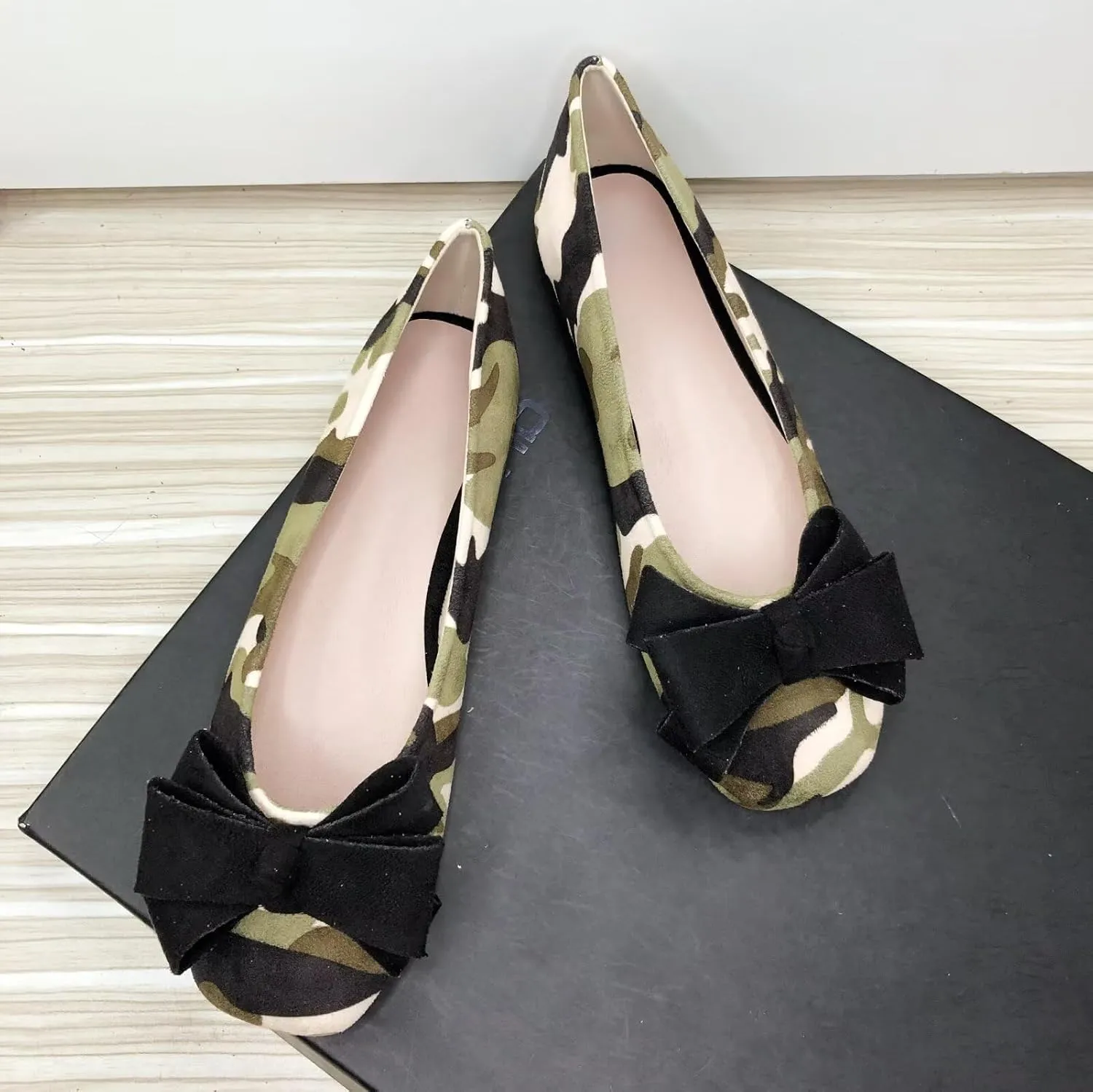 WENJIAZHIZHI Square Toe Bow Flats for Women Solid Color Low-Heel Slip-ons Cozy Soft Office Lady Dress Shoes