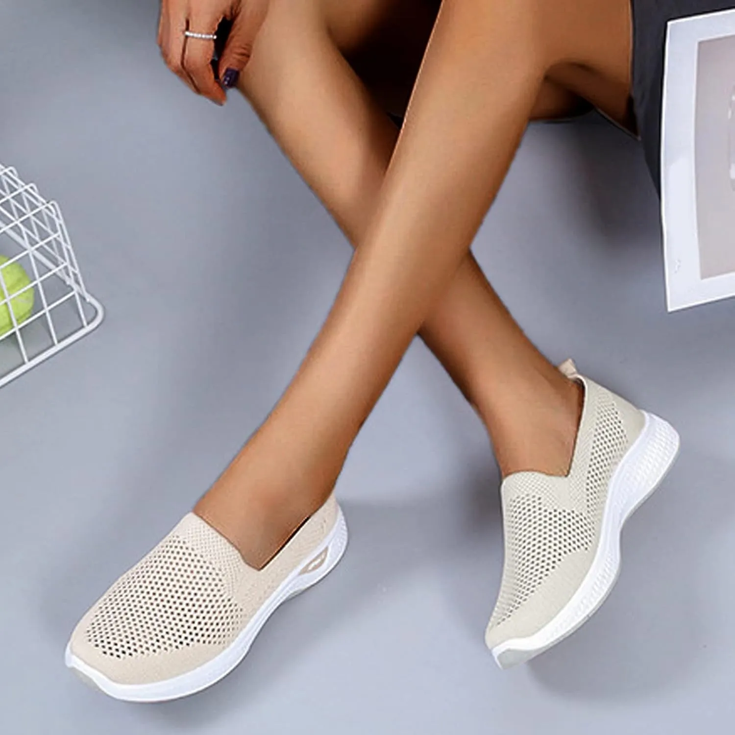 Women Comfortable Slip On Shoes Casual Walking Sneakers Lightweight Canvas Flats Non Slip Breathable Loafers