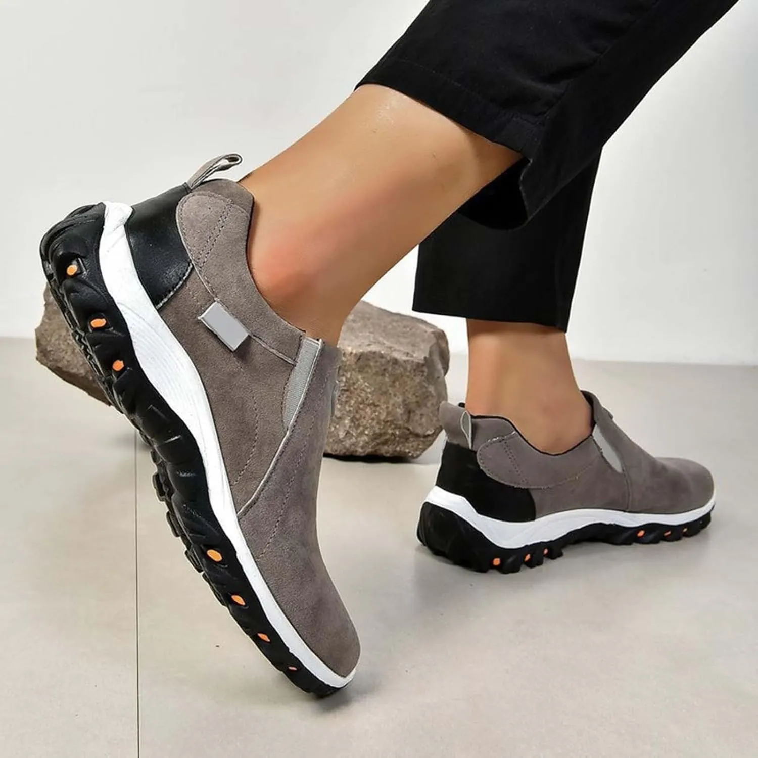 Women Loafers Sport Shoes Running Shoes Breathable Fashion for Student and Teenagers Ladies Slip On
