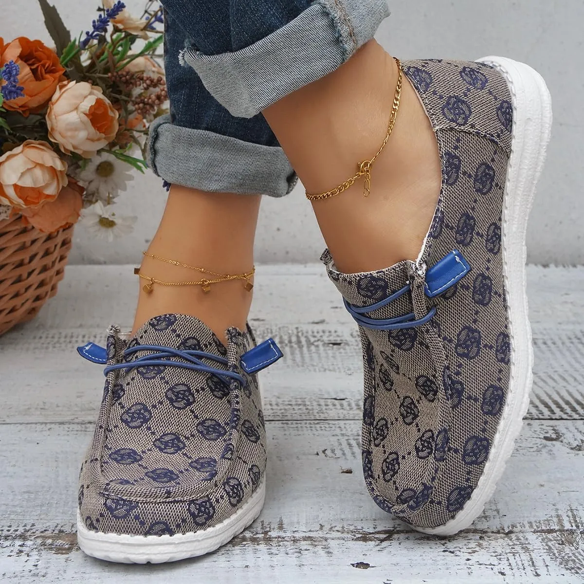 Women's Breathable Canvas Floral Slip On Wide Casual Loafers Outdoor Walking Low Top Sport Knit Deck Shoes Casual Comfortable Round Toe Lace Up Boat Shoes
