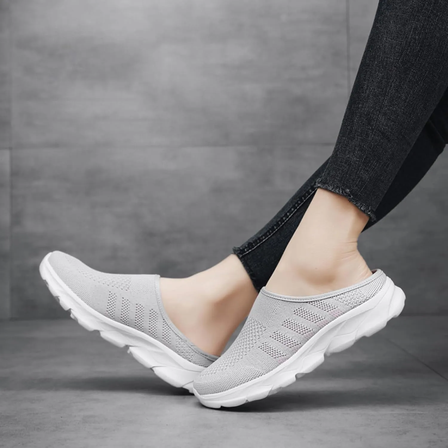 Women's Mesh Anti-Slip Orthopedic Mules Culgs Breathable Comfortable Summer Round Closed Toe Slip-on Stretch Soft Sole Hollow Out Casual Slippers for Walking Party Outdoor