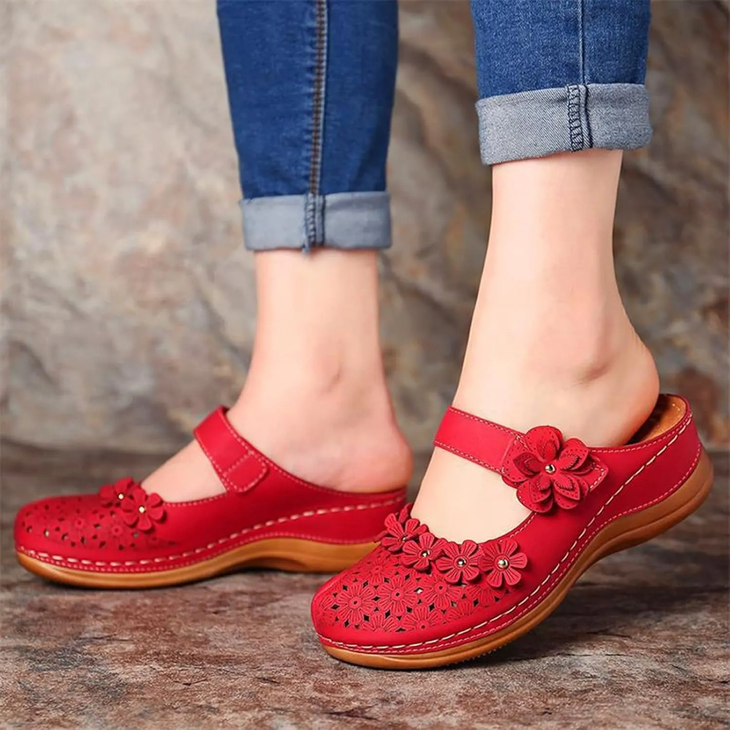 Womens Mule Closed Toe Slip On Clogs Mules Shoes for Women Dressy Summer Casual Wedge Sandals with Adjustable Hook Loop Comfortable Low Heel Orthopedic Sandal Round Head Anti-Slip Soft Bottom Footwear