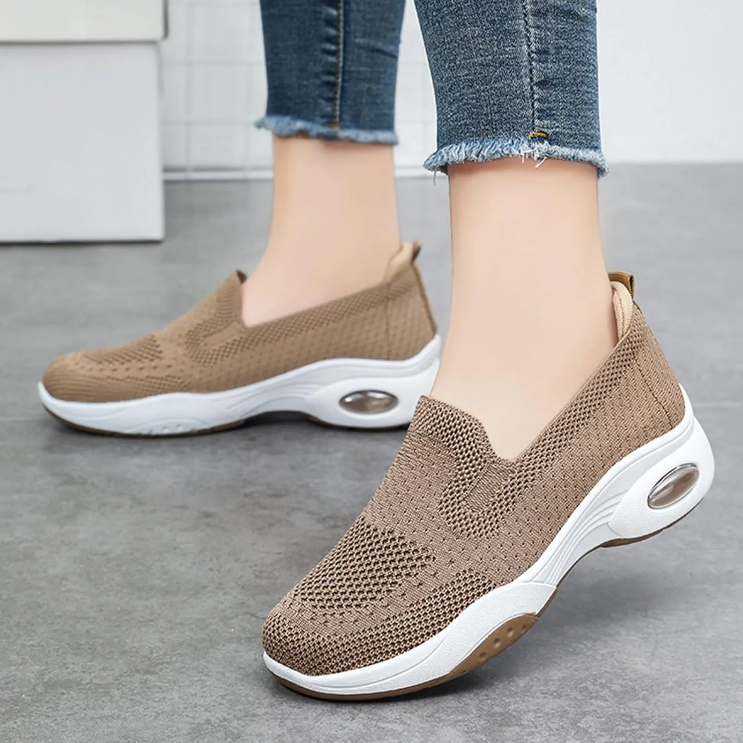 Women's Platform Shoes Flying Weaving Slip On Sneakers Lightweight Comfortable Loafers for Women Casual Breathable Outdoor Walking Shoes