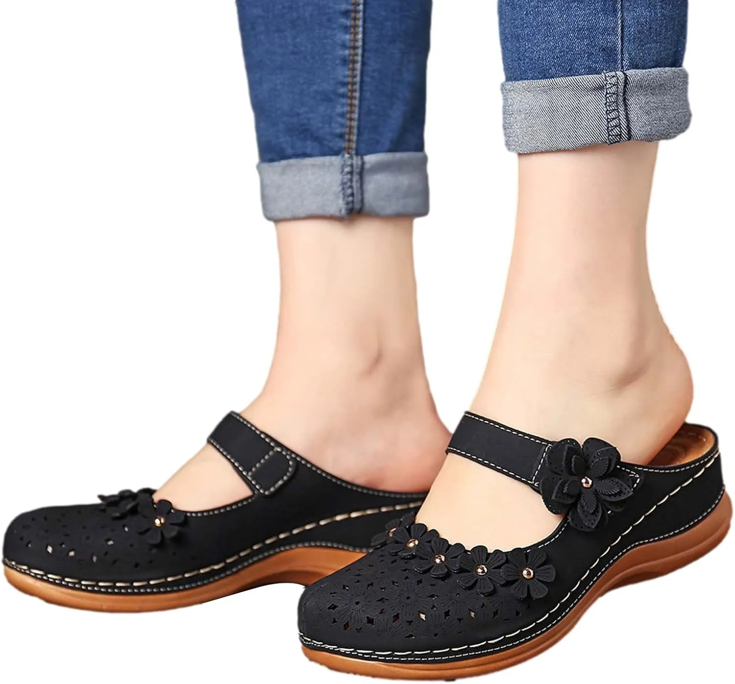 Womens Sandals 2023 Summer Fashion Hollow Flowers Rounde Toe Closed Toe Slipper Comfortable Wedge Sandals with Arch Support Ladies Vintage Shoes